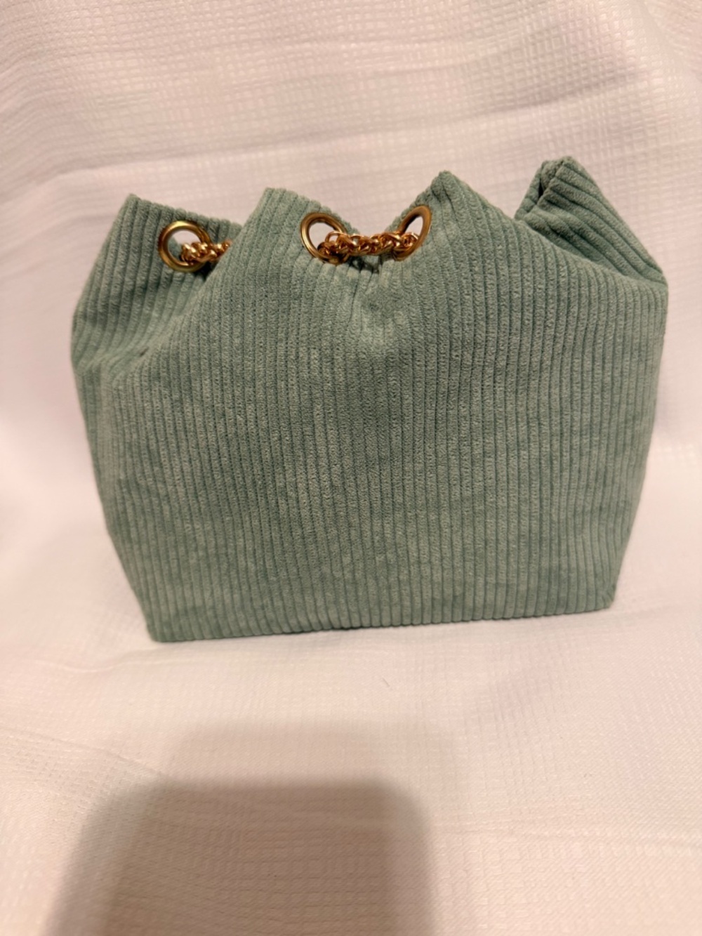 Sage green corduroy bucket bag - Picture 4 of 5